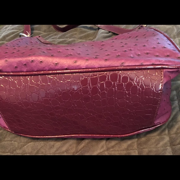 Guess Hand bag - Picture 4 of 7